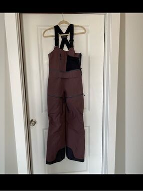 Women’s Ski Bib in Dusty Plum - Performance Snow Coat